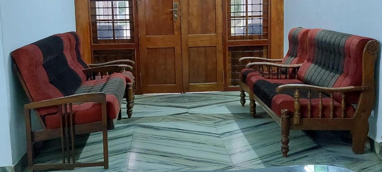 Jinan Palace Guest House Jinan Palace Guest House نيدومباسيري المظهر الخارجي الصورة